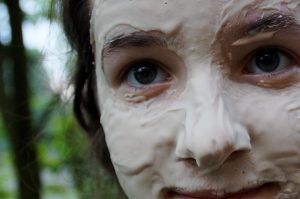 girl-781155_1920